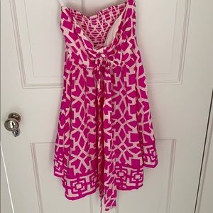 NEVER WORN Alice and Tricia hot pink dress